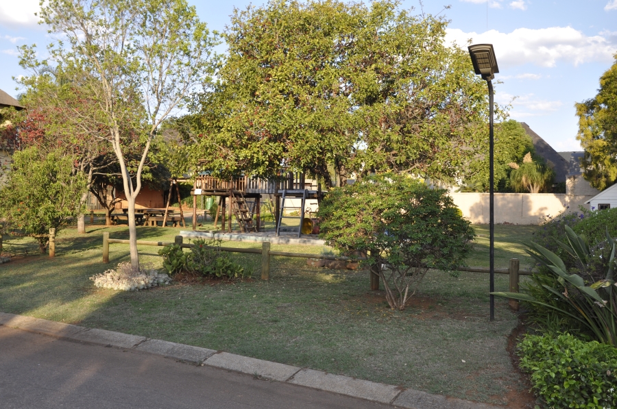 5 Bedroom Property for Sale in Melodie North West